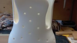 Tugikorsett termoplastist